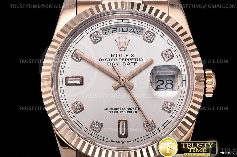 0725 RDD0219J – DayDate 36mm FreshLook 697